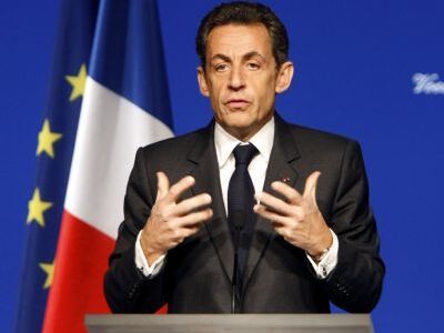 Στο «υπόγειο» η δημοτικότητα του Σαρκοζί