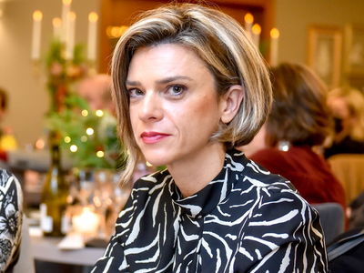 Μην αφήσουμε τη δυσπιστία να μας κυριέψει