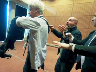 Air France: Εργαζόμενοι επιτέθηκαν και γ...