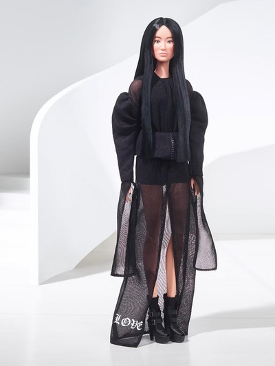 H Barbie Vera Wang