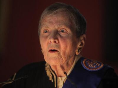 Η Ελένη Γλύκατζη- Αρβελέρ είχε αναγορευτ...