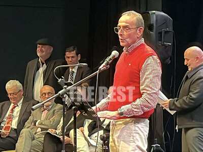 Πάτρα: Ο Κωνσταντίνος Μάγνης παρουσίασε ...