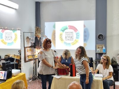 Η Αγυιά στηρίζει την Παναχαϊκή: Μια γειτ...