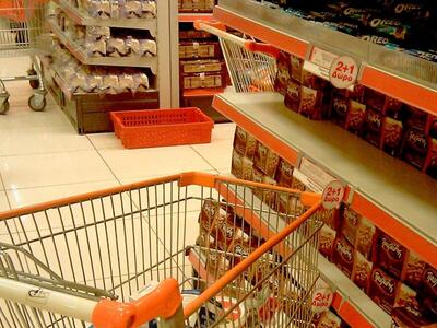 Πάτρα: Έκλεβε τα τρόφιμα από τα ράφια κα...