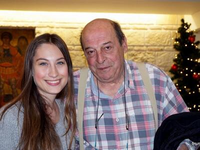 Με τη δημοσιογράφο, συνεργάτιδα του theb...