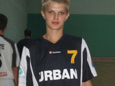 Ορνέλα Ρογκάν το πίβοτ από τη Σερβία για...