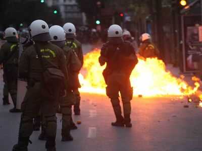 Μολότοφ στην ελληνική πρεσβεία στην Αργεντινή