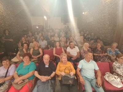 Πάτρα: Ολοκληρώθηκαν με επιτυχία οι παραστάσεις του έργου "Ο Γαμβρός μας" στο θέατρο Αγορά - ΦΩΤΟ Πάτρα: Ολοκληρώθηκαν με επιτυχία οι παραστάσεις του έργου "Ο Γαμβρός μας" στο θέατρο Αγορά - ΦΩΤΟ
