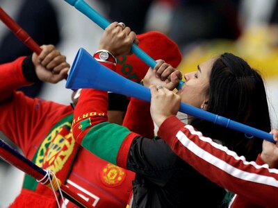 Απαγόρευσε τις βουβουζέλες η ΕΠΟ