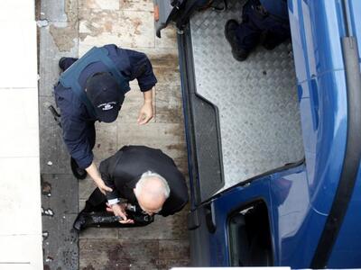 Άκης στον συνήγορο Ζήγρα: «Είσαι πρακτορ...