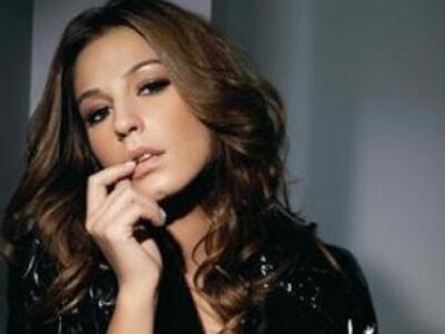 Κατερίνα Παπουτσάκη: Γιατί ανέβαλε το μή...