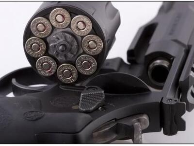 Αγρίνιο: 44χρονος κοιμόταν παρέα με ένα ...