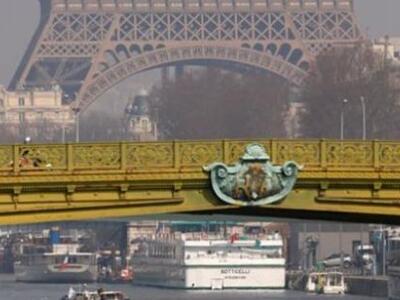 Γαλλία: Το Παρίσι ανακαλύπτει εκ νέου τα...