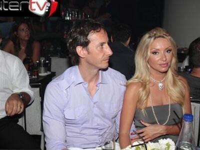 Αυτή είναι η νέα εντυπωσιακή σύντροφος τ...