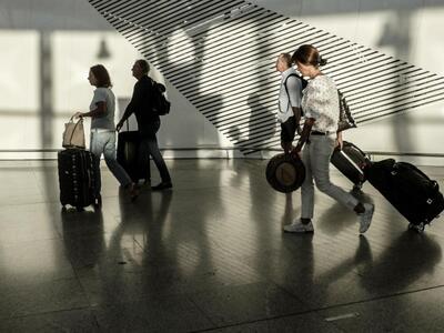 Αύξηση σε αεροπορικές, οδικές και θαλάσσ...