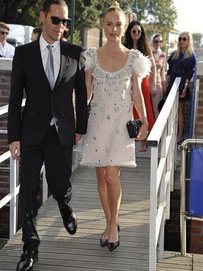 KEIΤ ΜΠΟΣΓΟΥΟΡΘ ΜΕ MIU MIU