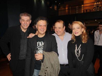 Χαμός στην πρεμιέρα της παράστασης: «Να ...