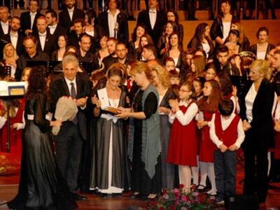 Συγκίνηση στην Πάτρα - Έσβησε η Βούλα Σο...