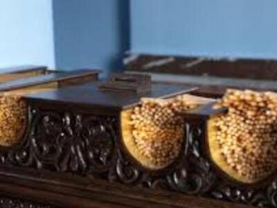 Πάτρα: Μπήκαν σε εκκλησία των Δεμενίκων ...