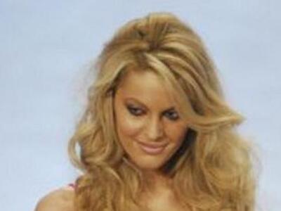 Δέσποινα Βλεπάκη: Το μοντέλο που αναλαμβ...