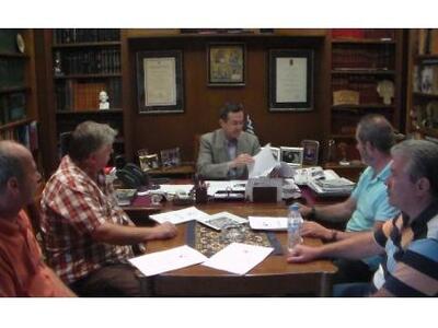 Νίκος Νικολόπουλος: Συνάντηση με εργαζομ...