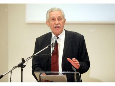 Σε ταβέρνα στο Μεταξουργείο ο Φ. Κουβέλης