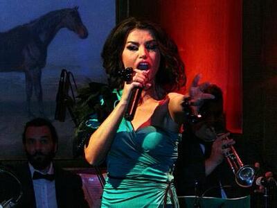 Η Πατρινή Νίνα Λοτσάρη προκαλεί εγκεφαλι...