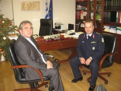 Συνάντηση Αποστολόπουλου με τον Αστυνομι...