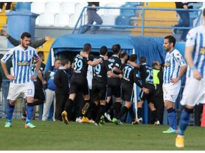 Πρόκριση του Απόλλωνα Αθηνών στην τετράδ...