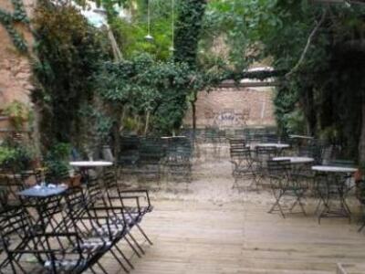 Πάτρα: Συνάντηση στον κήπο του Πολύεδρου...