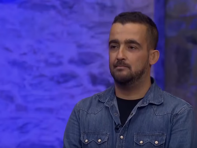 O σχεδόν τυφλός παίκτης που συγκίνησε κα...