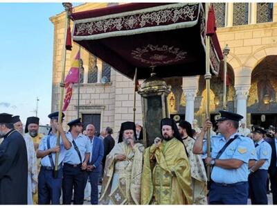 Ζάκυνθος: Η λιτανεία του σκηνώματος του ...