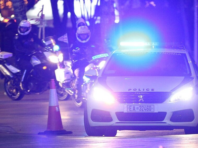 Θεσσαλονίκη: Ανήλικοι πέταξαν πέτρες σε ...