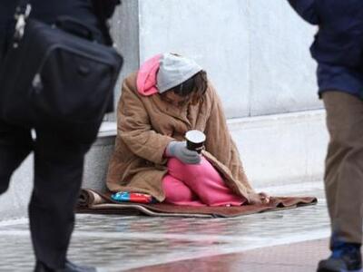 Eurostat: Φτωχός ένας στους τρεις Έλληνες