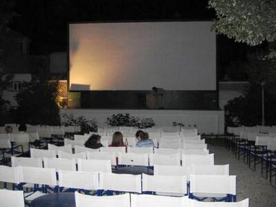  Πάτρα: Τσιμέντο και ο τελευταίος θερινό...