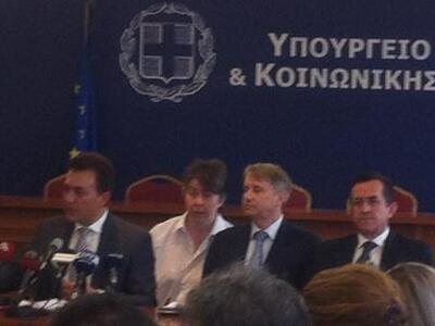 Ο Υφυπουργός Εργασίας Ν.Νικολόπουλος στο...