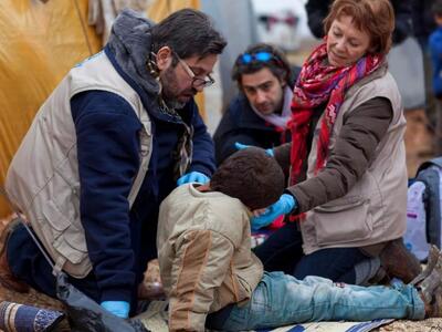 Εθελοντές γιατροί από την Κύπρο προσφέρο...