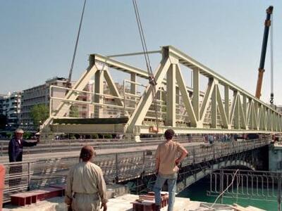 Έκλεισε η παλιά γέφυρα της Χαλκίδας