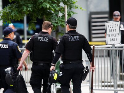 Πανικός στο Μανχάταν: Άντρας άρπαξε από ...