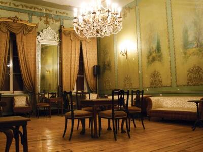 Ποιοι πατρινοί έκαναν πάρτυ εδώ;