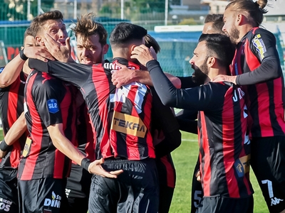 Για το πρώτο «διπλό» στη Λάρισα (14:45) ...