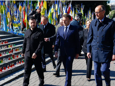 Μακρόν και Μερτς απειλούν με νέες σκληρέ...