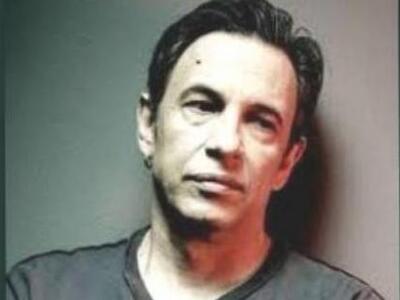 Διονύσης Τσακνής: Απειλεί με μηνύσεις τη...