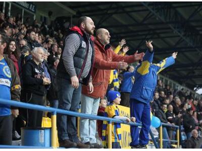 Μαίνεται η κόντρα οργανωμένων διοίκησης ...