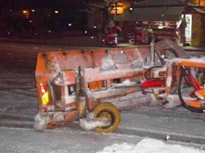 Υποχώρησε ελαφρώς ο χιονιάς στη Δυτική Ε...