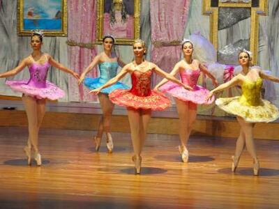 H σχολή χορού Τσαφούλια Ελευθερία παρουσ...