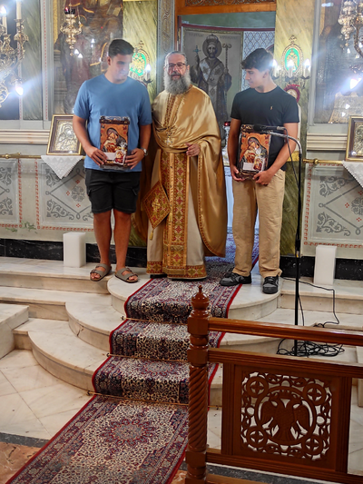 ΠΑΤΡΑ: Η Ενορία Αγίου Ανδρέου Εγλυκάδος βράβευσε τρεις Πατρινούς πολίστες για το χάλκινο στο Ευρωπαϊκό Πρωτάθλημα Κ18 ΠΑΤΡΑ: Η Ενορία Αγίου Ανδρέου Εγλυκάδος βράβευσε τρεις Πατρινούς πολίστες για το χάλκινο στο Ευρωπαϊκό Πρωτάθλημα Κ18