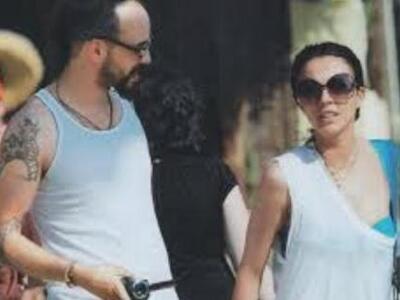 ΠΡΟΣΟΧΗ: Ιός στο Facebook με Μουζουράκη-...