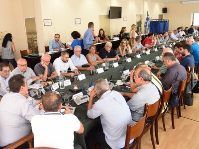 Πάτρα: Συνεδριάζει το Δημοτικό Συμβούλιο...