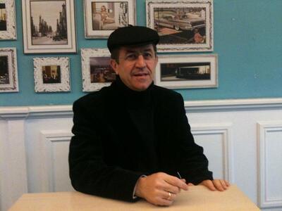 Πάτρα: Ο Νίκος Νικολόπουλος με νέο λουκ